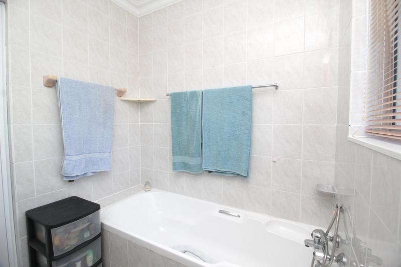 3 Bedroom Property for Sale in Fraaiuitsig Western Cape